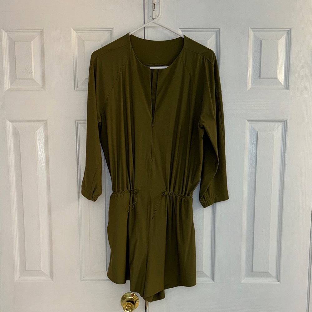 Lululemon: Like New - Olive Green Romper Size 10